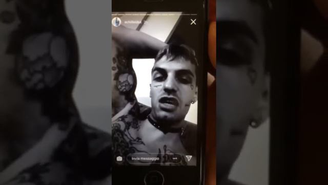Achille Lauro vs forze dell'ordine смотреть онлайн