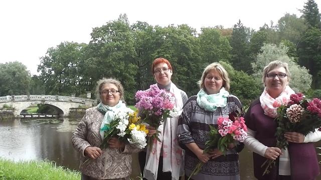 Поэтическая группа "Чудное мгновенье" Видеоролик №12 "Учителям России посвящается". смотреть онлайн