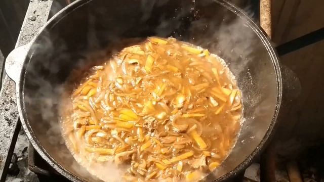 ПЛОВ из свинины, в казане