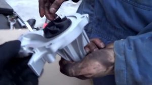 Форд Фокус на трассе под Новый год. Меняем помпу