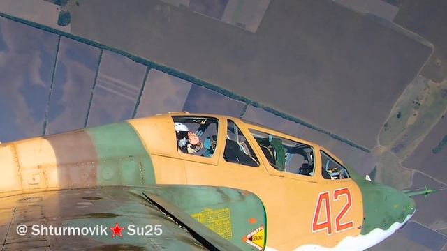 Штурмовик Су-25 - 45 лет, полёт нормальный. смотреть онлайн