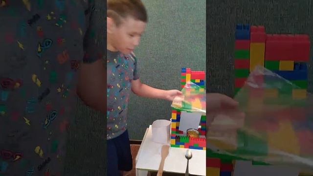 Большая ,средняя,маленькая ложка челлендж с Максом смотреть онлайн