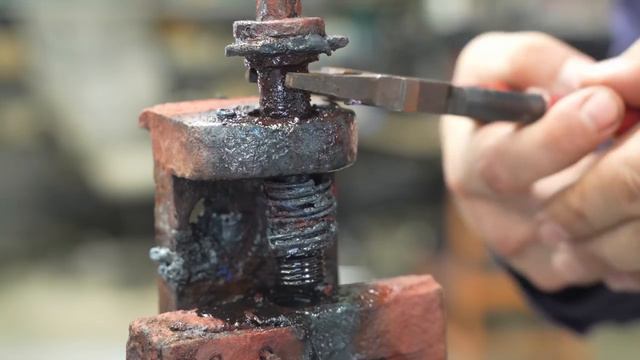 WORKSHOP WEDNESDAY: Repairing the traverse guides and test fitting the STUG III G gun! смотреть онлайн