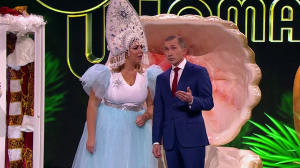 Камеди Вумен - Склад маскарадных костюмов в канун Нового года