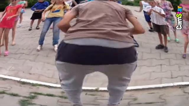 Лагерь) День танца* милые лица* (City Of Lights & Dj Zet - Wanna Wanna) смотреть онлайн