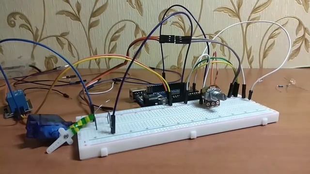 Arduino | Проект 6 | Сервопривод Мотор Реле ШИМрегулятор смотреть онлайн