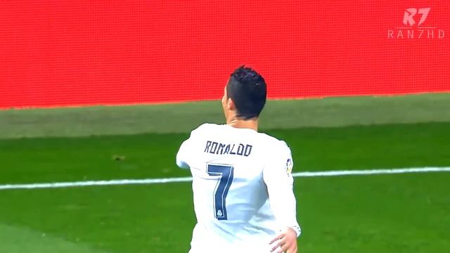 Неожиданные моменты Криштиану Роналду (720p).mp4