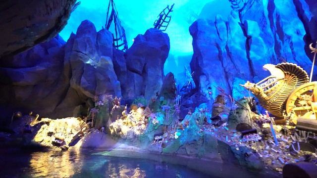 4K Pirates of the Caribbean Battle for the Sunken Treasure Shanghai Disneyland 2019 смотреть онлайн