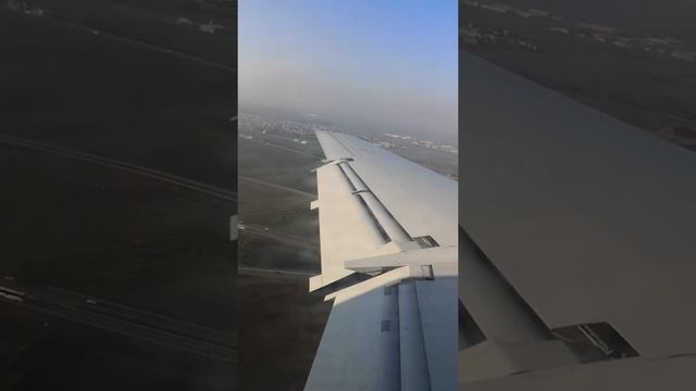 Landing at Strasbourg airport SBX смотреть онлайн