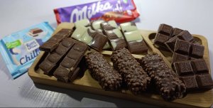 АСМР Шоколадный🍫🍬🍧 хрустящие звуки для вашего удовлетворения и мурашек 🥰