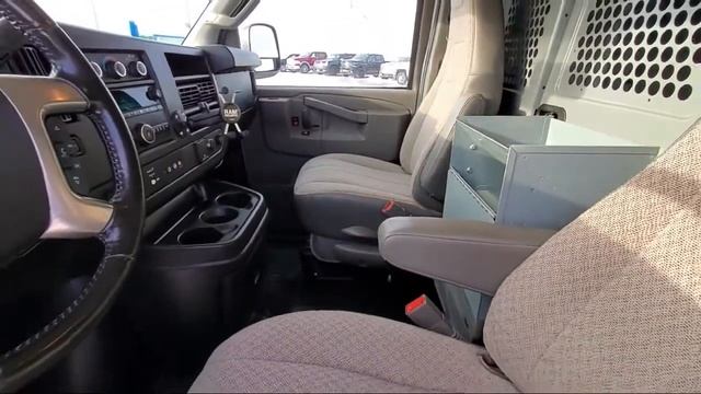 2018 Chevrolet Express 3500 Work Van 3D Cargo Van Roseville Minneapolis Blaine St. Paul Maple G смотреть онлайн