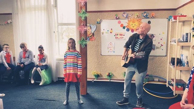 Семейный круг - Бог живой смотреть онлайн