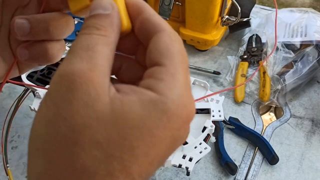 Новая муфта!!! PON делитель, зачистка кабеля, сварка.