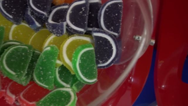 Lina'ya Sürpriz Jelibon Alışverişi! 20 Kg'lık Dev Lolipop Bulduk | Rukiye Çetinkaya смотреть онлайн