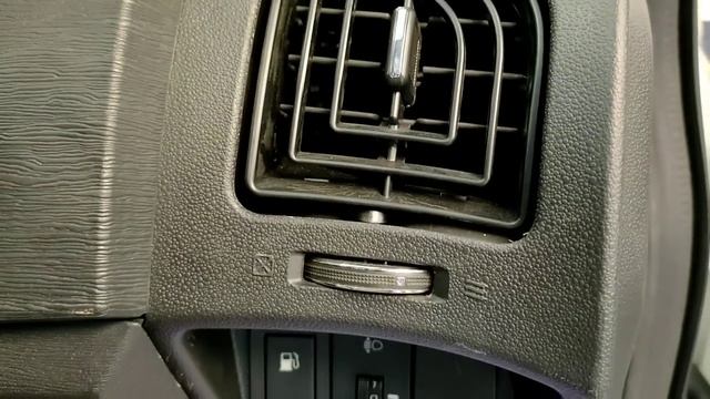 Mahindra XUV 500 base model W5 - on road price features & accessories with price review смотреть онлайн