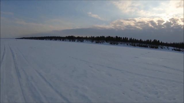 В санях снегохода по реке Мезень смотреть онлайн