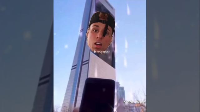 Very Bad Edit Of Larray’s Face On The “Squid Games” Seong Gi-hun “Stereo Hearts” Meme смотреть онлайн