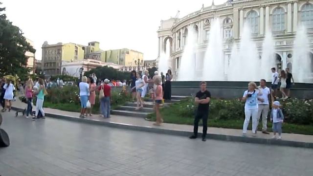 Танцы Мишки в Одессе. смотреть онлайн