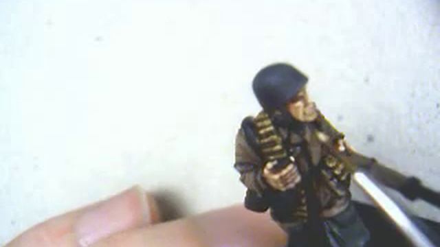How to paint a 28mm WWII German Fallschirmjager смотреть онлайн
