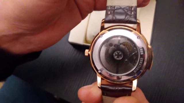 Часы "VACHERON CONSTANTIN GENEVE" миниотюрные смотреть онлайн