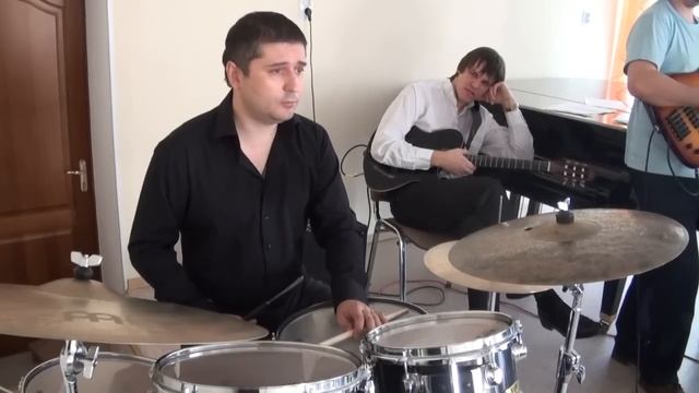 Мастер-класс на барабанах: Звучание босса-нова смотреть онлайн