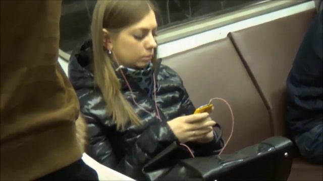 Moscow Metro. Московское метро в кризис(Евро 100 руб).