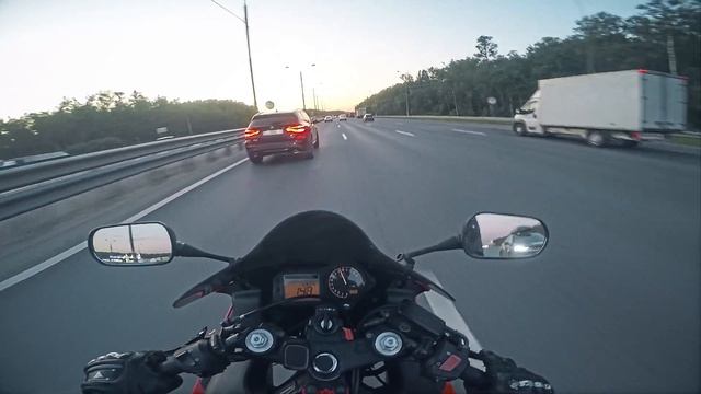 Заводи его. Honda cbr600 F4i смотреть онлайн