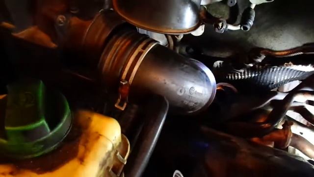 Снятие турбины Volkswagen Т5 2.5 объём двигатель AXD смотреть онлайн