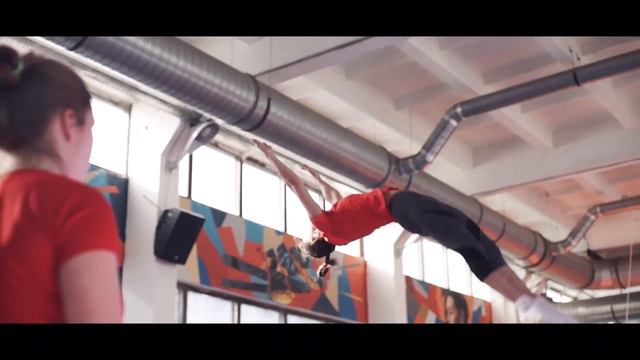 Кубер кружит голову, ай до упаду! смотреть онлайн