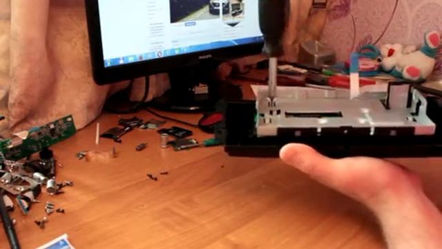 Замена SD Слота на кнопочной ММС, а так же замена лицевой платы смотреть онлайн