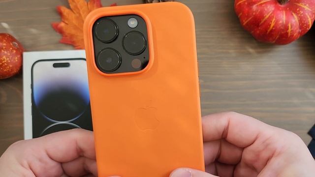 Orange Apple Leather Case For The IPhone 14 Pro - Unboxing And Hands-On