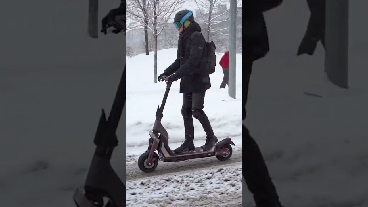 Самокат из киберпанка смотреть онлайн