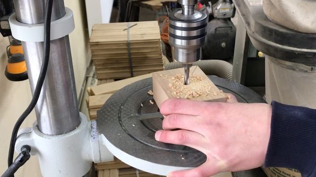 Конусные ножки на циркулярке без токарного станка. Woodworking. смотреть онлайн