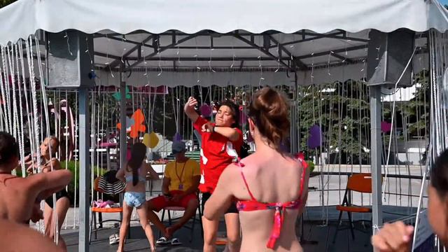 Спорт в лагере I&Camp смотреть онлайн