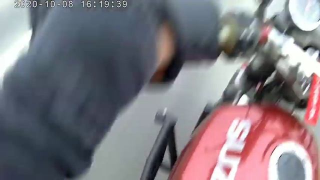 SUZUKI impulse прокатился до заправки... смотреть онлайн