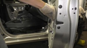 Skoda Fabia 2  - Как снять замок двери внутренний электрический