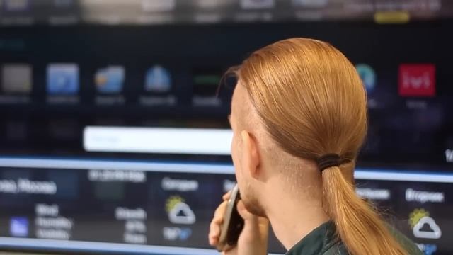 Видеообзор изогнутного 4K-телевизора Samsung Curved UHD TV UE65HU9000T смотреть онлайн
