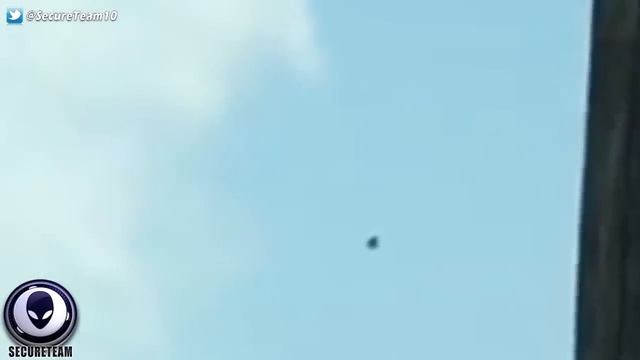 Is Our Reality A Simulation? Giant UFO Over Moscow & More! 10/8/16 смотреть онлайн