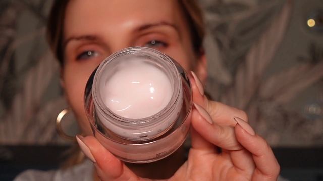 Must Have Edition By ESSENS Beauty - Skin Hydrating Products