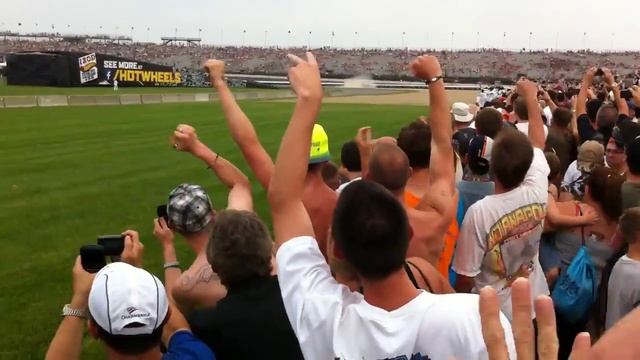 Hot Wheels Fearless at the 500 - World Record Jump 2011 смотреть онлайн