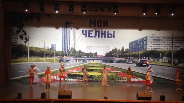 Ансамбль " Орхидея", г. Менделеевск, коллекция в национальных костюмах смотреть онлайн