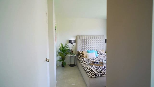 Как получить золотую визу в Испании? Купить новый большой дом с бассейном в Испании. Финестрат вилл смотреть онлайн