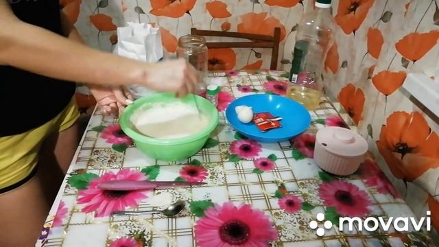 Вкусные оладушки. Не жирные, пышные. Оладьи, приготовить оладушки.. смотреть онлайн