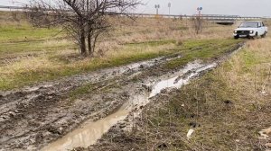 УЛЕТЕЛ В КАНАВУ НА ОПЕРСКОЙ СЕМЕРКЕ! НИВА СЕДАН НА БЕЗДОРОЖЬЕ!