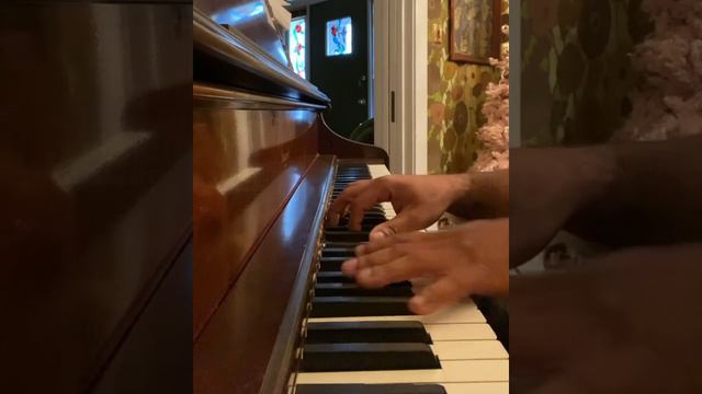 ELEW Plays Donny Hathaway “ This Christmas “