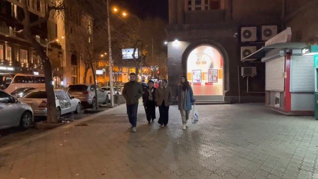 Yerevan,Armenia / Walking Tour 4k /ایروان ارمنستان /Yerevan Opera Ballet Theater/Armenian Tasty Foo