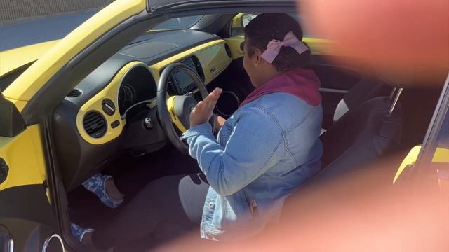 Getting my dream car! ? // VW BEETLE CONVERTIBLE смотреть онлайн