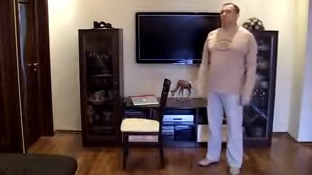 Как Приглашать в Бизнес Отталкивая Закон Стула смотреть онлайн