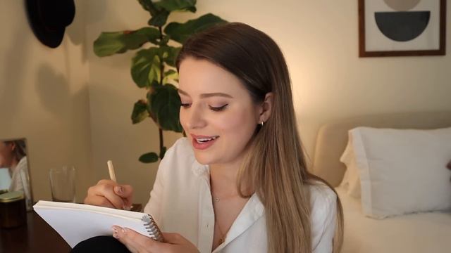 What A Work Day ACTUALLY Looks Like For A YouTuber & Full Time Creative | Self-Employed at 23 смотреть онлайн