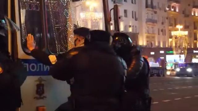 Пароль Свободы на Митингах в России ( Брянск Север ) этим вечером 2 Февраля 2021 года, внедрение смотреть онлайн